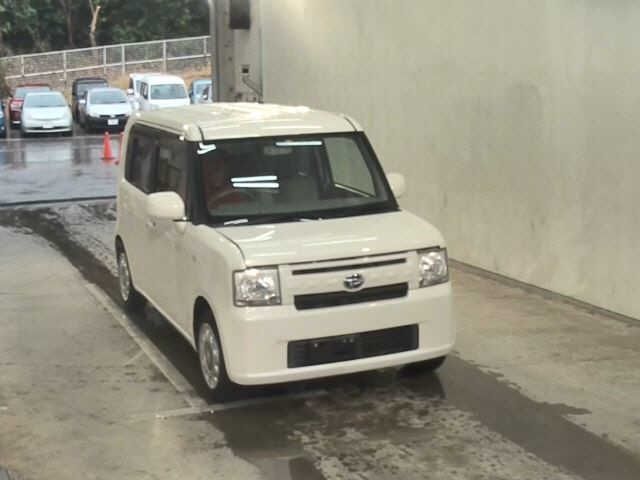 170 Daihatsu Move conte L575S 2016 г. (JU Okinawa)